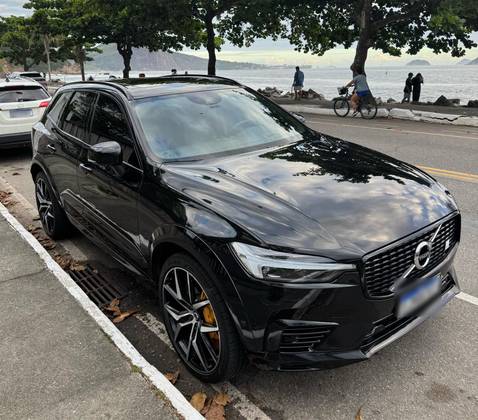 VOLVO XC60 2.0 T8 HYBRID POLESTAR ENGINEERED AWD GEARTRONIC VOLVO XC60 2.0 T8 HYBRID POLESTAR ENGINEERED AWD GEARTRONIC